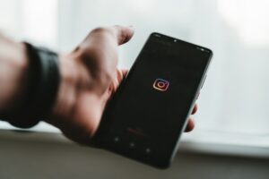 instagram keeps crashing